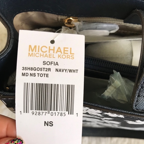 Michael Kors 4 piece handbag set - Picture 8 of 8